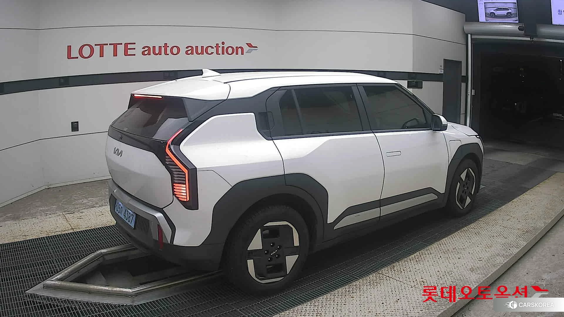 Kia EV3 id 4902360 из Кореи 10
