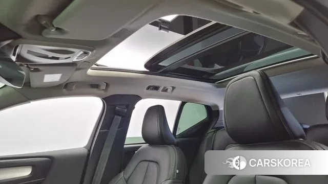 Volvo XC40 id 2970386 из Кореи 10