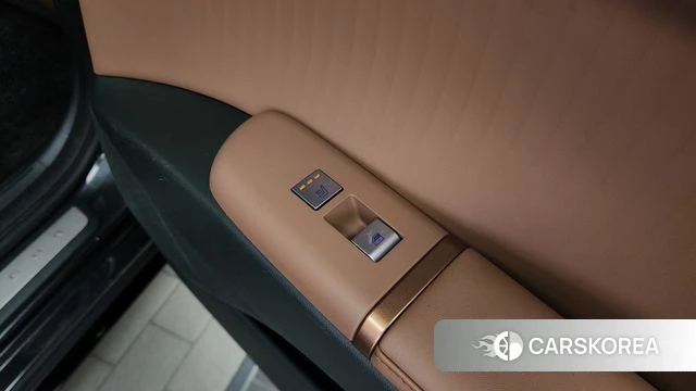 Hyundai Grandeur Hybrid (GN7) id 4427793 из Кореи 10