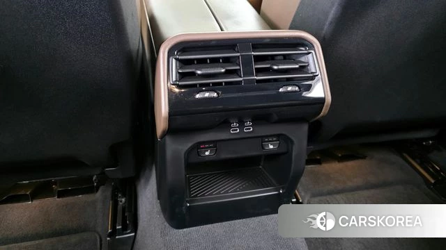 BMW 5 Series (G60) id 3825746 из Кореи 10