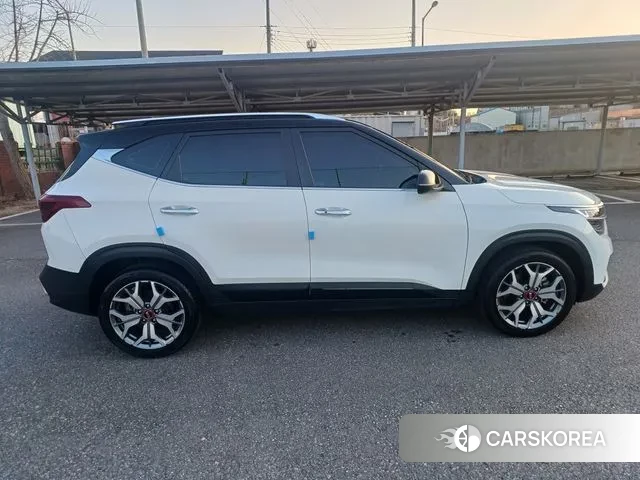 Kia Seltos id 3728168 из Кореи 10