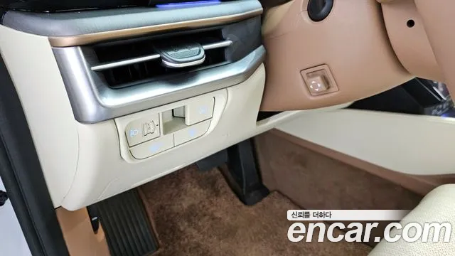 Hyundai Grandeur (GN7) id 2612118 из Кореи 10