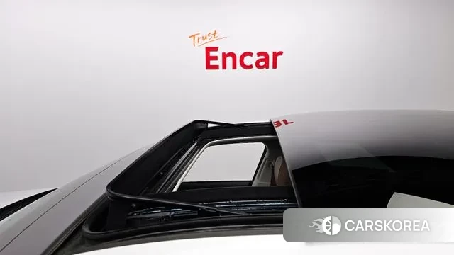 Hyundai Grandeur Hybrid (GN7) id 3026971 из Кореи 10