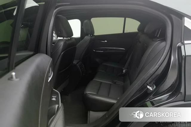 Cadillac XT4 id 4210139 из Китая 10