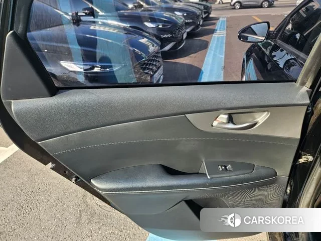 Kia Come New K3 id 3616581 из Кореи 10