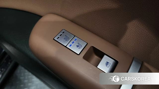 Hyundai Grandeur (GN7) id 3870596 из Кореи 10