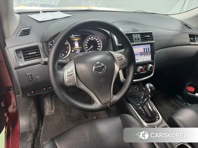 Nissan TIIDA id 4208688 из Китая 10