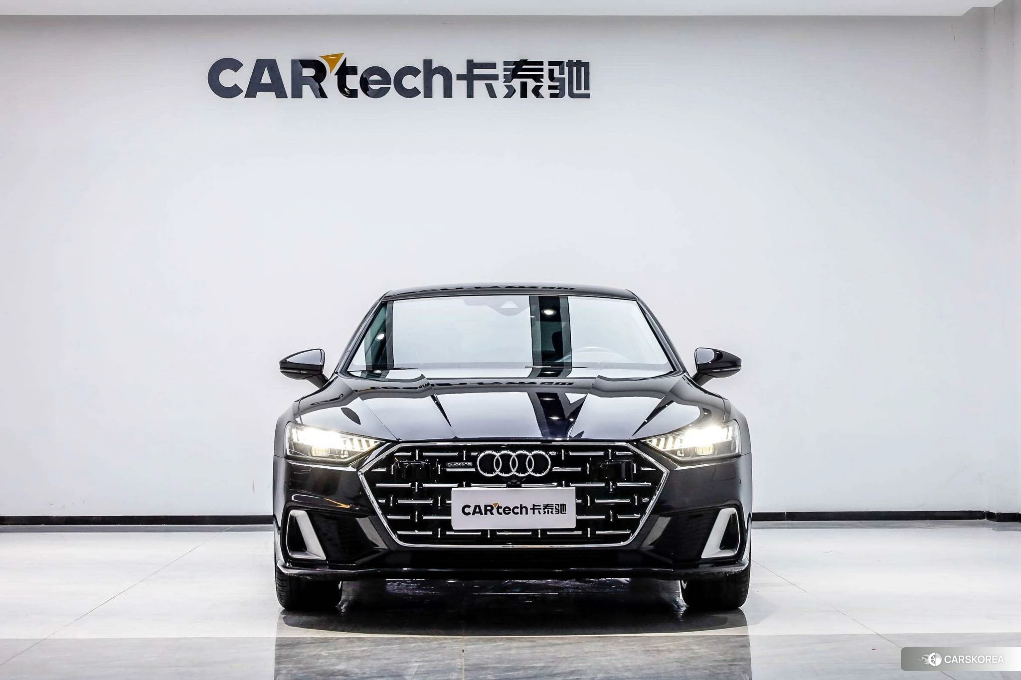 Audi A7L id 4467994 из Китая 10