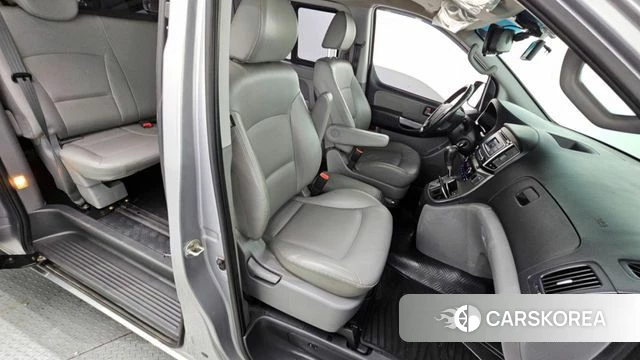 Hyundai The New Grand Starex id 4587260 из Кореи 10