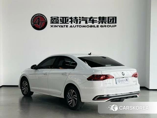 Volkswagen Bora id 4263892 из Китая 10