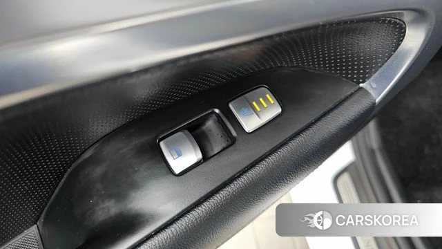 Genesis G70 id 4459623 из Кореи 10