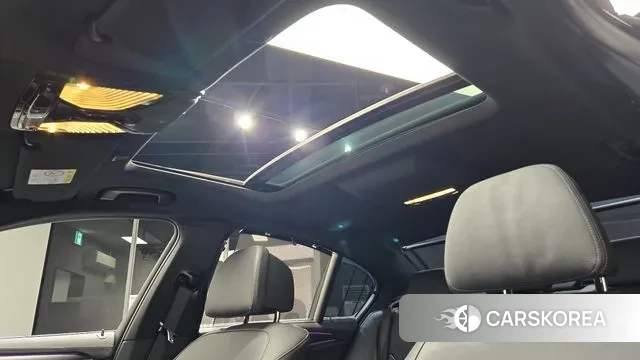 BMW 5 Series (G30) id 3512948 из Кореи 10