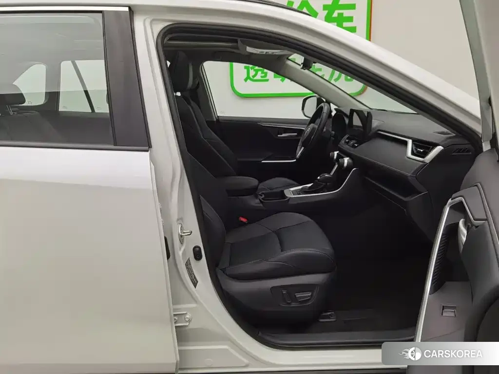 Toyota Wildlander id 4607057 из Китая 10