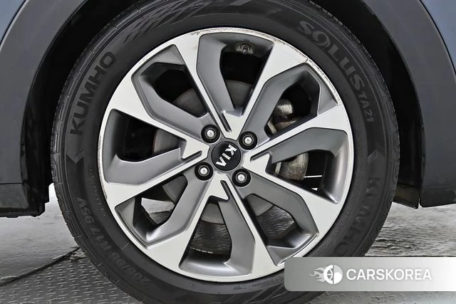 Kia Stonic id 3954990 из Кореи 10