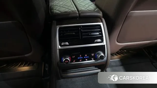 BMW 7 Series (G11) id 3342742 из Кореи 10