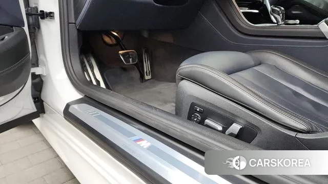 BMW 8 Series (G15) id 3007970 из Кореи 10