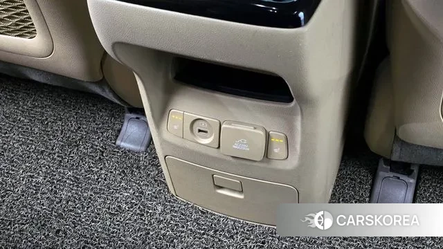 Kia The New Carnival id 3391701 из Кореи 10