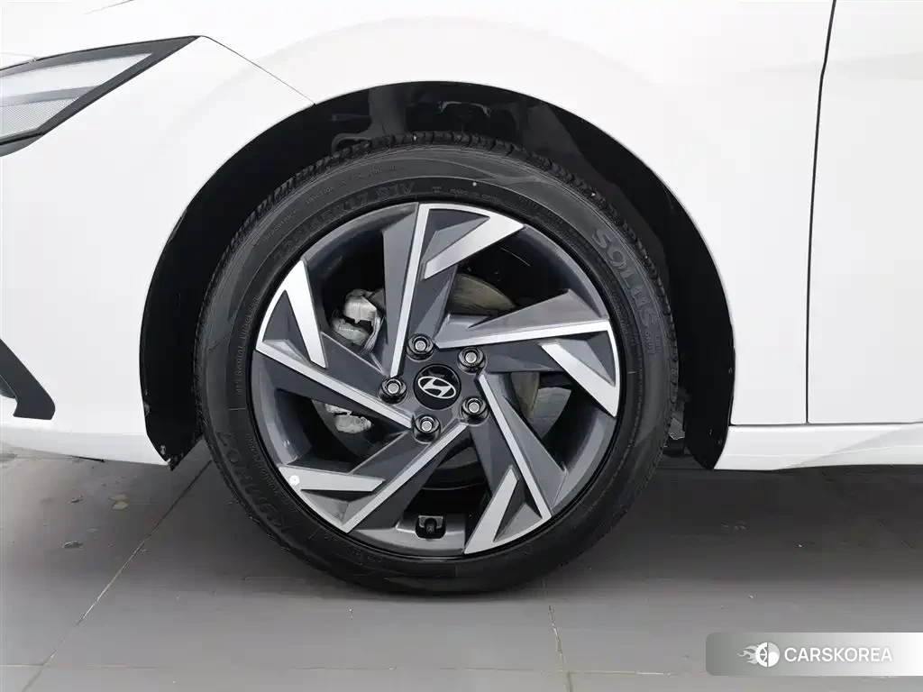 Hyundai Elantra id 4545653 из Китая 10