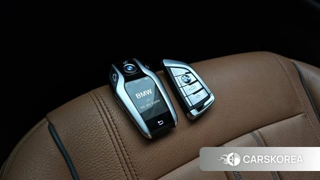 BMW 5 Series (G30) id 4345240 из Кореи 10