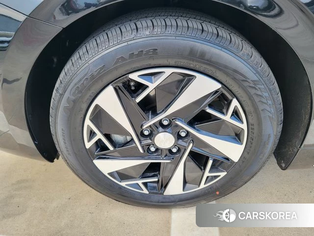 Hyundai Grandeur Hybrid (GN7) id 4593743 из Кореи 10