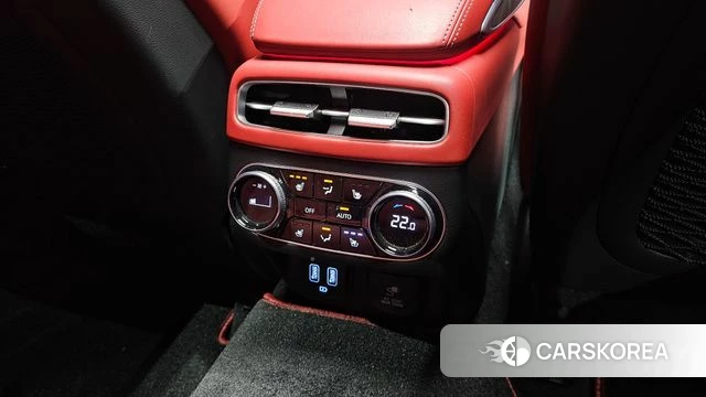 Genesis GV70 id 3940452 из Кореи 10