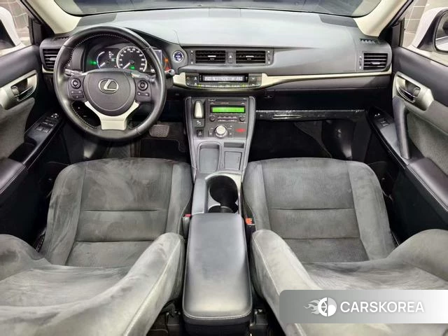 Lexus CT id 4220076 из Китая 10
