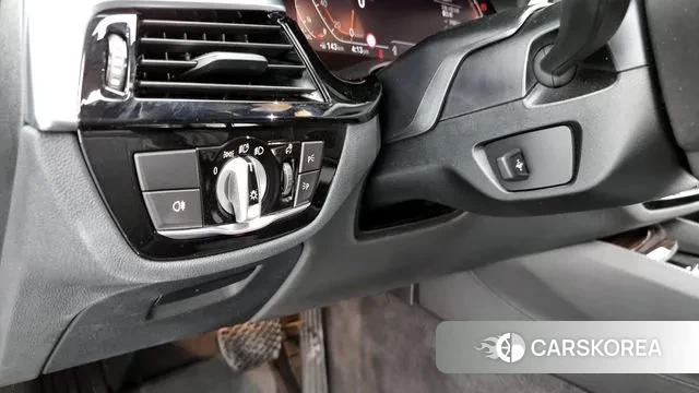 BMW 5 Series (G30) id 2964276 из Кореи 10