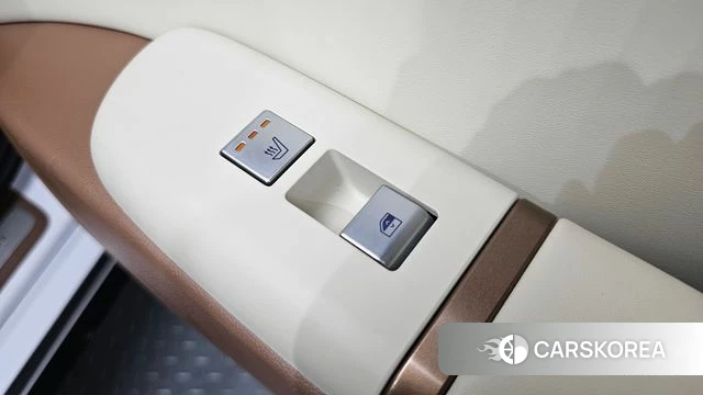 Hyundai Grandeur Hybrid (GN7) id 3864428 из Кореи 10