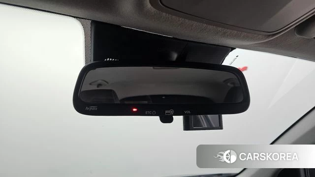 Kia Stonic id 3955699 из Кореи 10