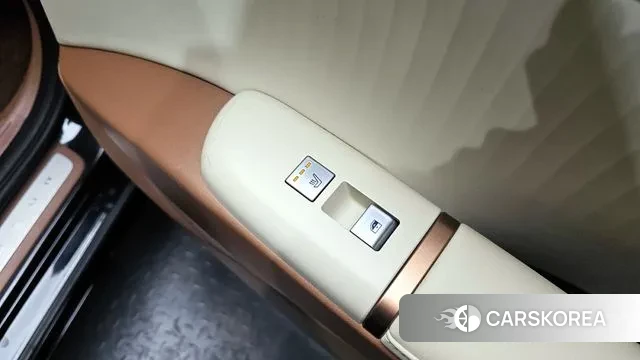 Hyundai Grandeur Hybrid (GN7) id 3580981 из Кореи 10