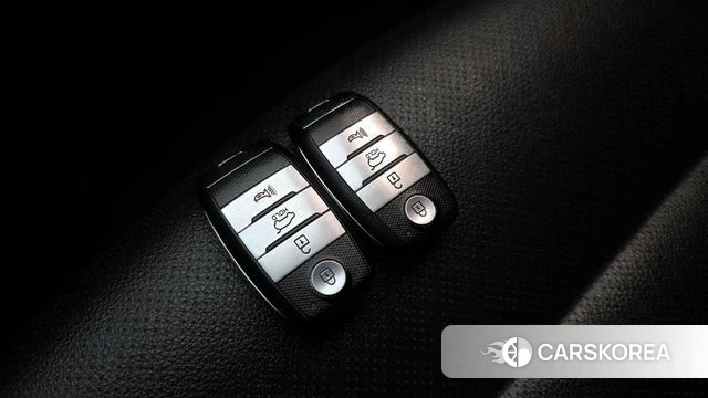 Kia Stonic id 4403610 из Кореи 10
