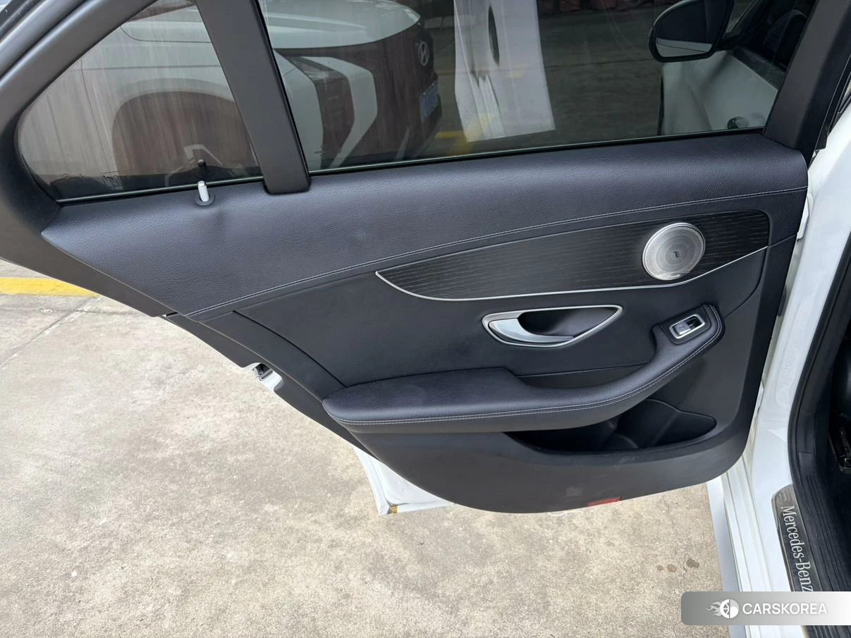 Mercedes-Benz C-class id 4513903 из Китая 10