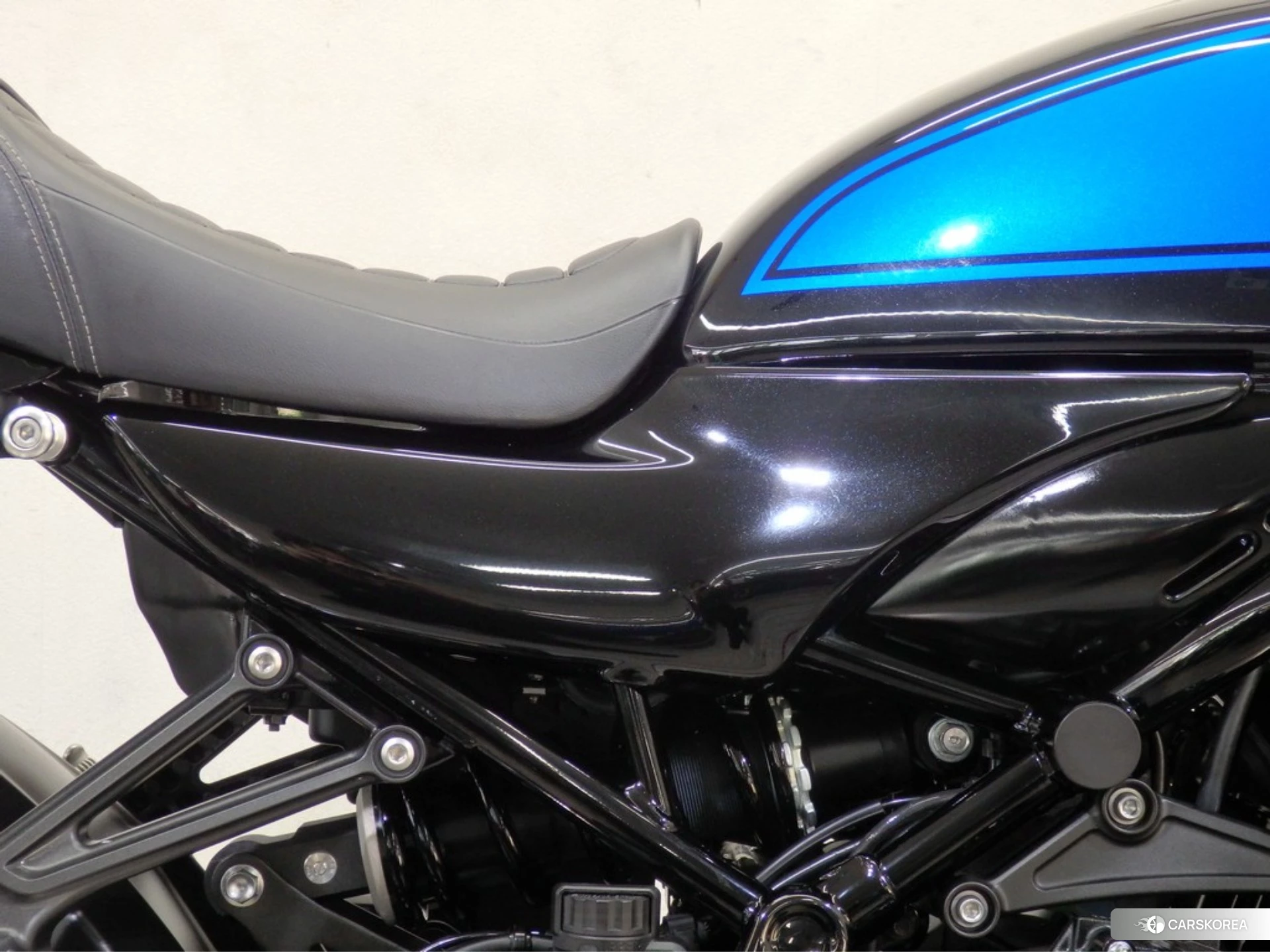 Kawasaki Z900RS id 3950373 из Японии 10