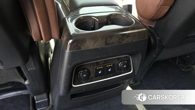 Hyundai The New Grand Starex id 3834881 из Кореи 10