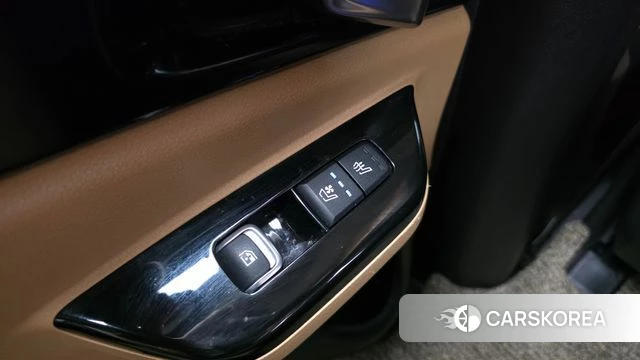 Kia Carnival 4th generation id 4232151 из Кореи 10