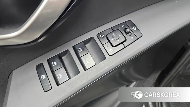 Kia Di Ol Nu Niro id 4506888 из Кореи 10