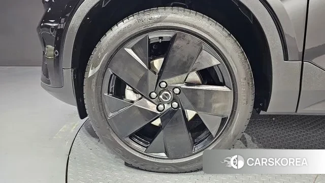 Volvo XC40 id 3638815 из Кореи 10