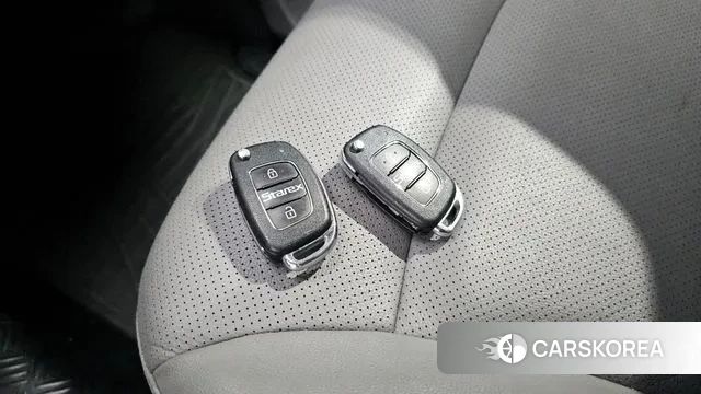 Hyundai The New Grand Starex id 2995622 из Кореи 10