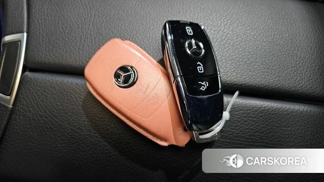 Mercedes-Benz E-Class W213 id 4293861 из Кореи 10