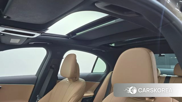 Mercedes-Benz E-Class W214 id 3952651 из Кореи 10