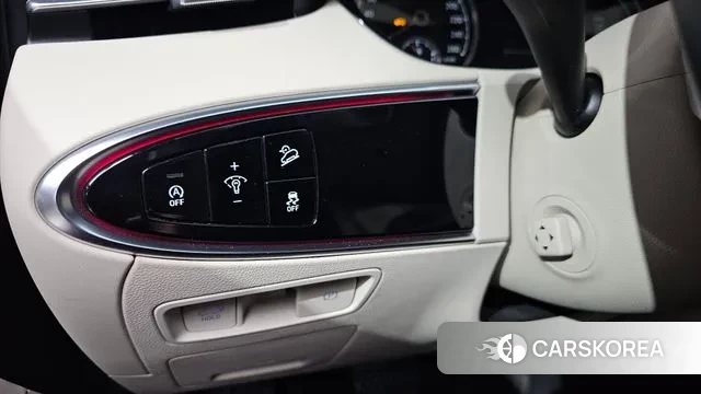 Genesis GV70 id 3676320 из Кореи 10