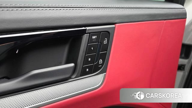 Porsche Cayenne (PO536) id 3837837 из Кореи 10