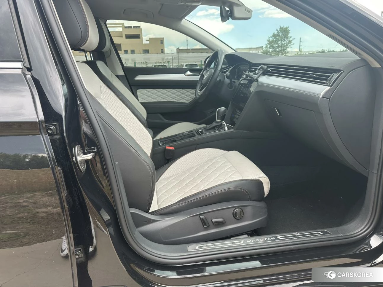 Volkswagen Magotan id 4452998 из Китая 10
