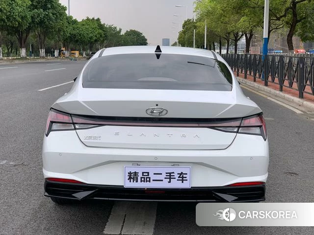 Hyundai Elantra id 4274781 из Китая 10