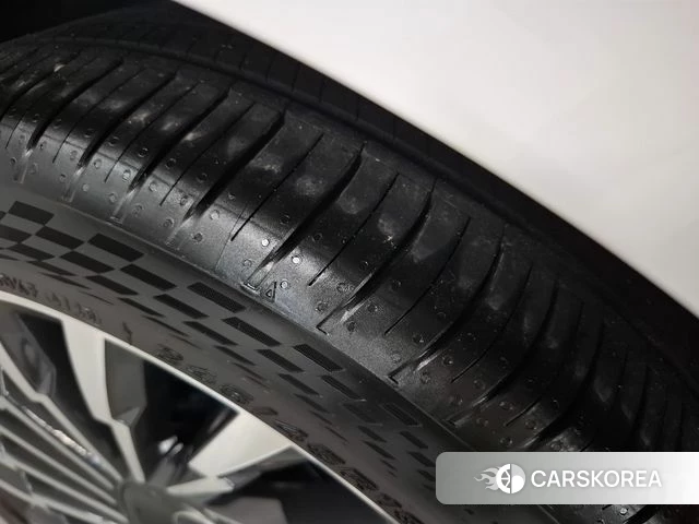 Hyundai Grandeur (GN7) id 4570967 из Кореи 10