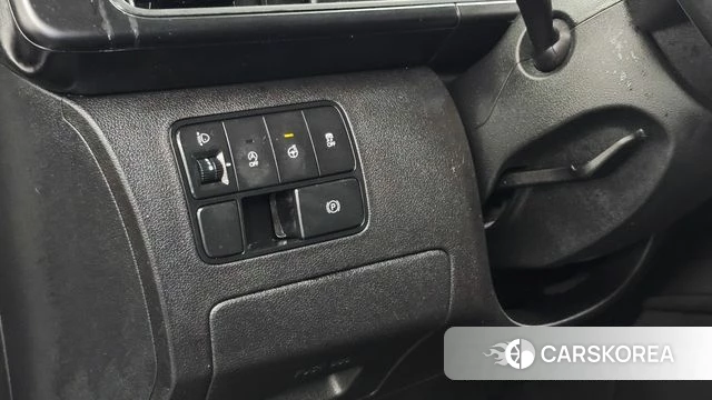 Hyundai Staria id 4936512 из Кореи 10