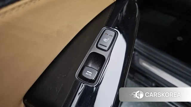 Kia K7 Premier Hybrid id 3747301 из Кореи 10