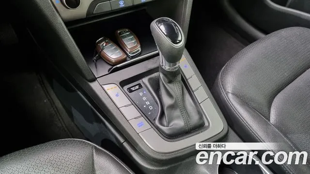 Hyundai Avante AD id 2636526 из Кореи 10