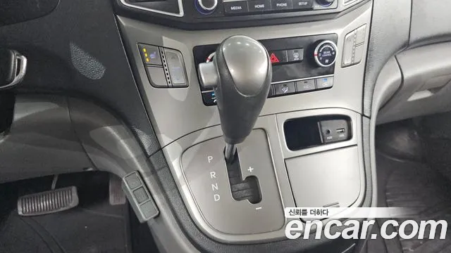 Hyundai The New Grand Starex id 2758885 из Кореи 10