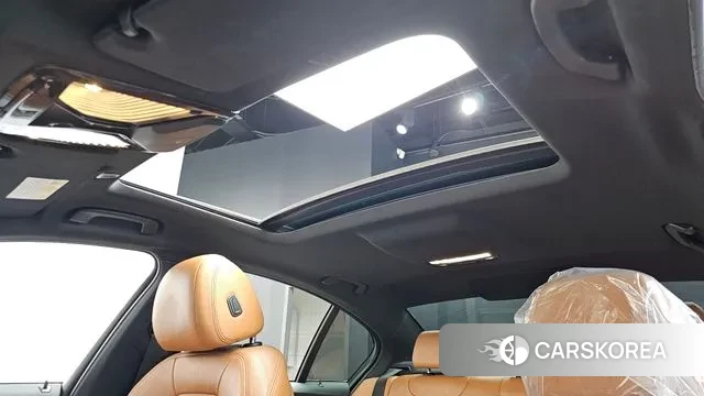 BMW 5 Series (G30) id 3737315 из Кореи 10